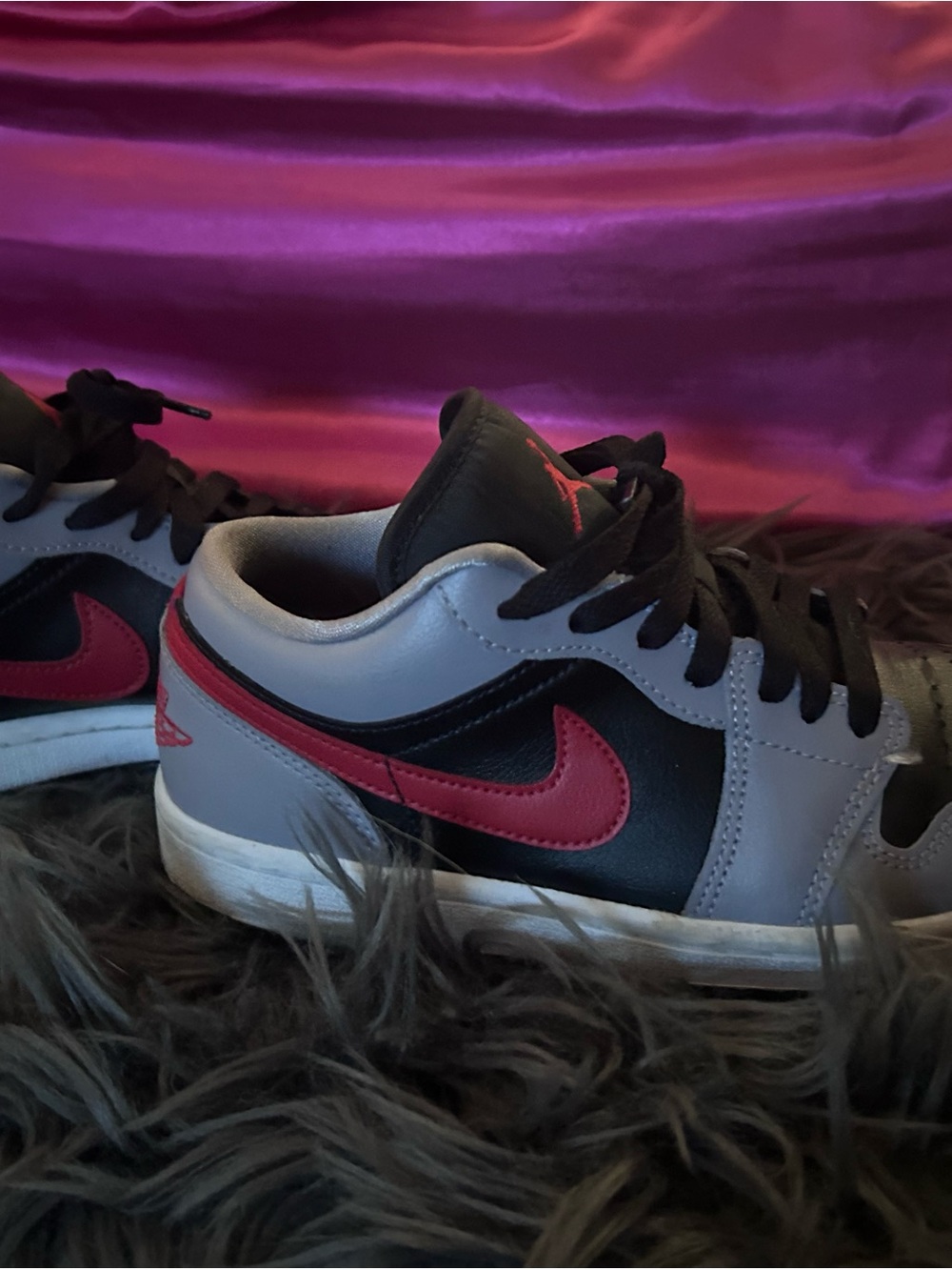 Air Jordan Low Top Sneakers in Black and Gray with red - Picture 4 of 4